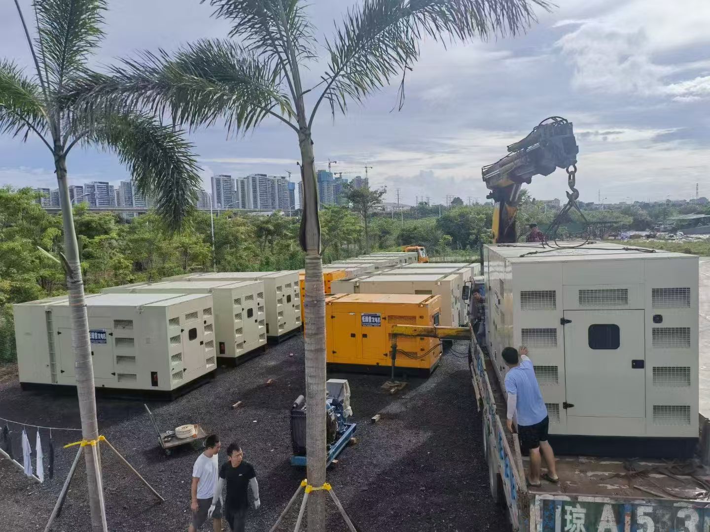 低噪音发电机组