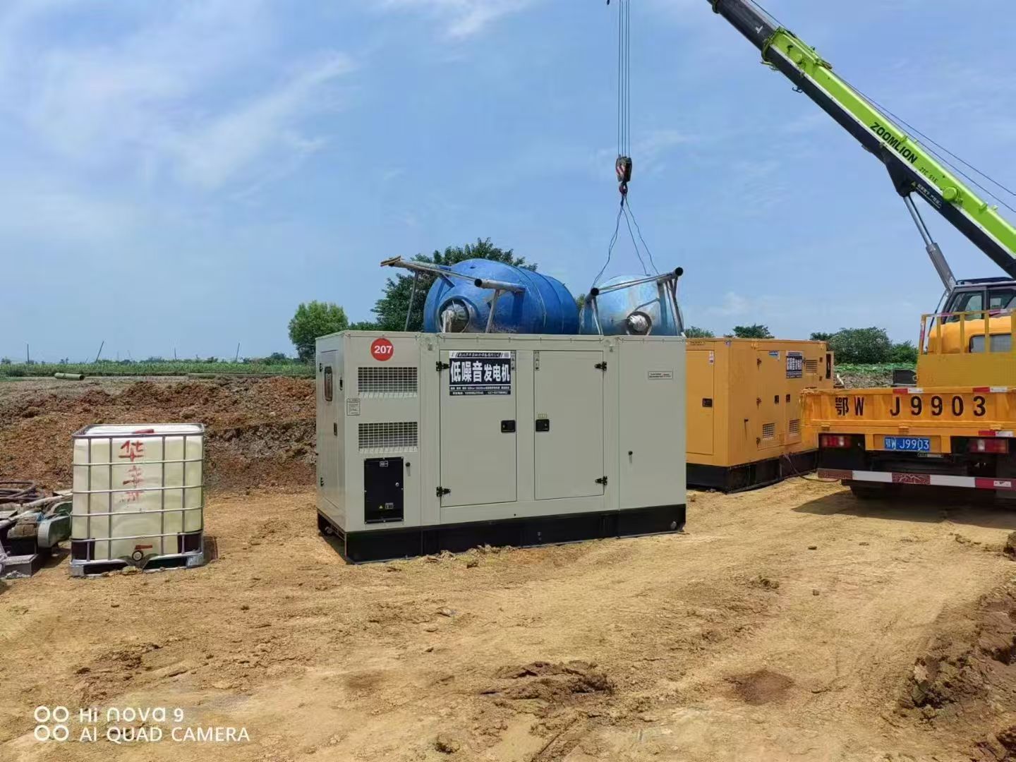 万宁100KW低噪音发电机组